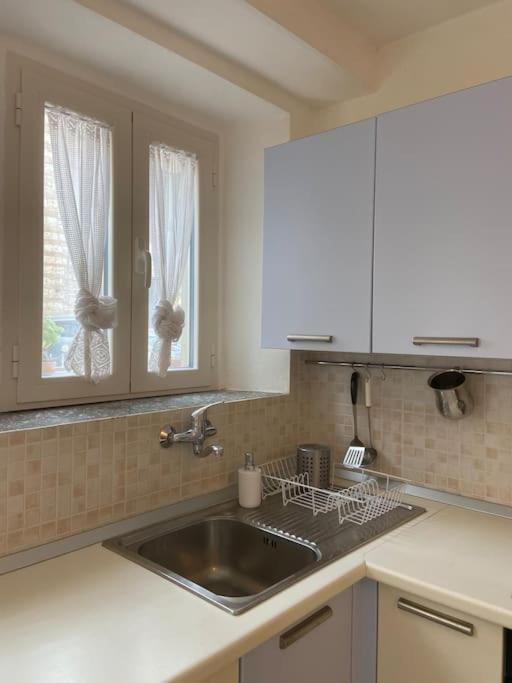 Il Glicine - Monolocale A Due Passi Dal Centro Urbino Exterior foto